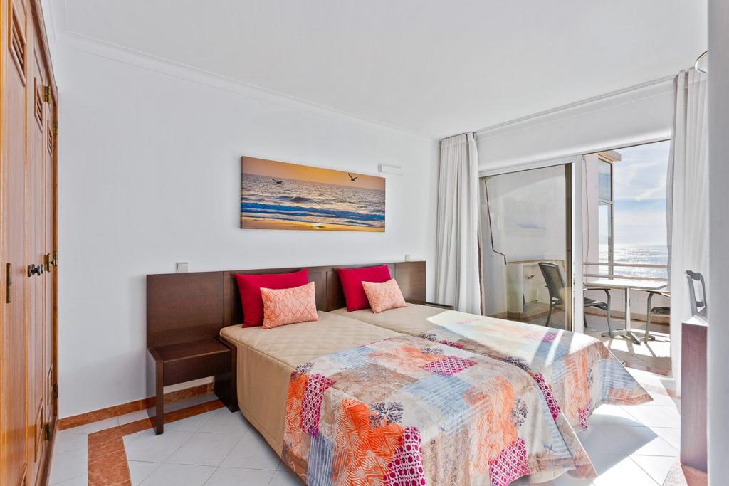 AZUL/MAR ALBUFEIRA 602 room 4